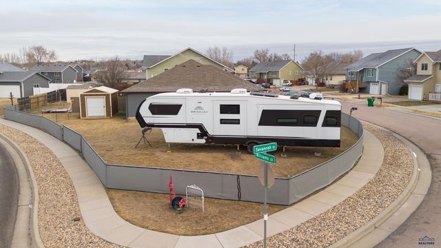5479 SAVANNAH ST, Rapid City, SD 57703
