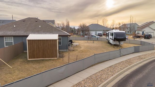 5479 SAVANNAH ST, Rapid City, SD 57703