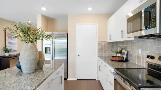 1374 Noble Rein Drive, San Jacinto, CA 92582