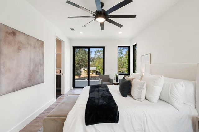 4407 Merle DR A, Austin, TX 78745