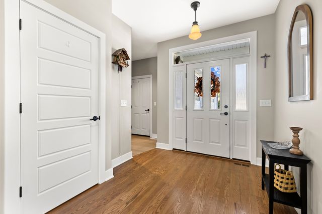 333 W Potomac Avenue, Lombard, IL 60148