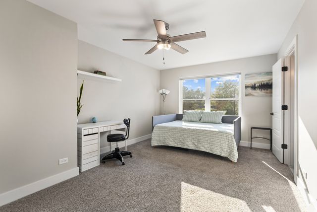 333 W Potomac Avenue, Lombard, IL 60148