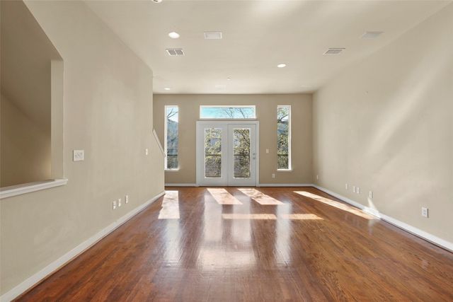 3800 Holland Avenue 4, Dallas, TX 75219