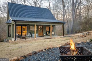 302 Gumlog Drive, Lavonia, GA 30553