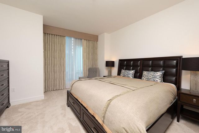 1414 S Penn Sq Unit 11H, Philadelphia, PA 19102