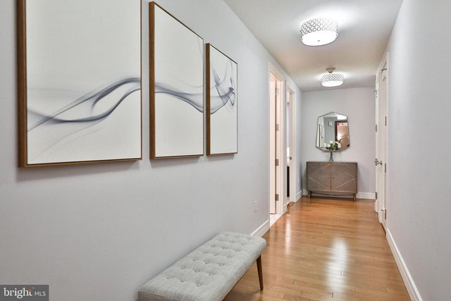 1414 S Penn Sq Unit 11H, Philadelphia, PA 19102