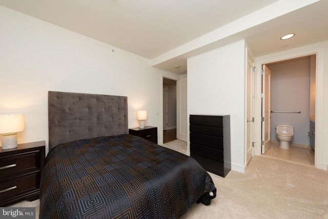 1414 S Penn Sq Unit 11H, Philadelphia, PA 19102