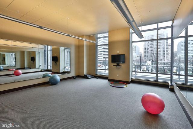 1414 S Penn Sq Unit 11H, Philadelphia, PA 19102
