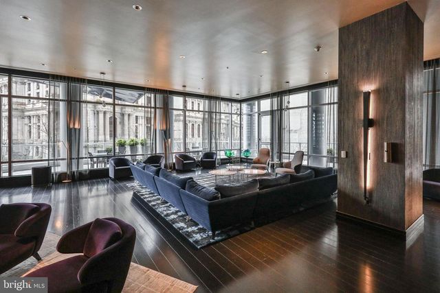 1414 S Penn Sq Unit 11H, Philadelphia, PA 19102
