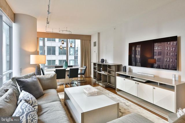 1414 S Penn Sq Unit 11H, Philadelphia, PA 19102