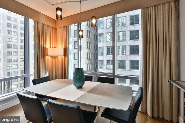 1414 S Penn Sq Unit 11H, Philadelphia, PA 19102