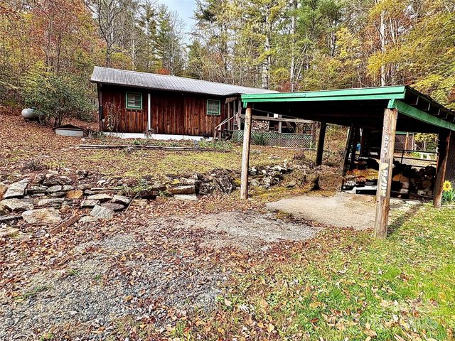 875 Carson Creek Road, Brevard, NC 28712