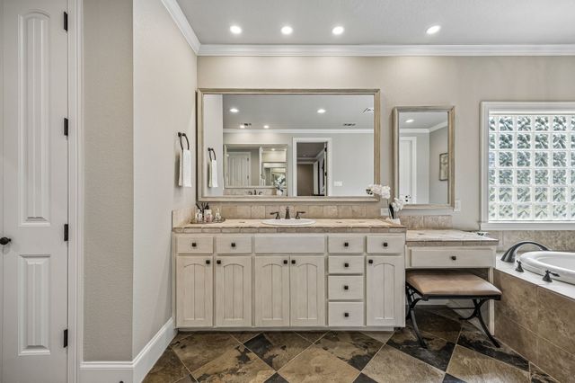 111 Stonecrest Road, Argyle, TX 76226