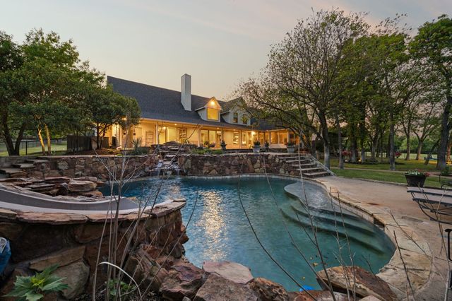 111 Stonecrest Road, Argyle, TX 76226