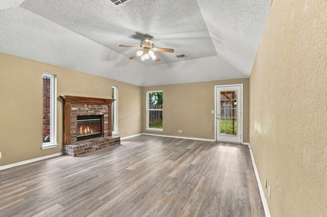 12504 E 82nd Place North, Owasso, OK 74055
