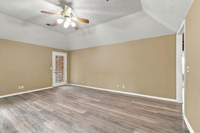 12504 E 82nd Place North, Owasso, OK 74055
