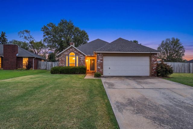 12504 E 82nd Place North, Owasso, OK 74055