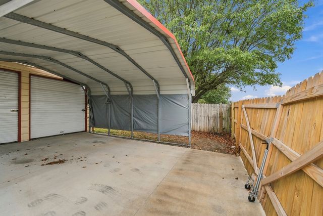 12504 E 82nd Place North, Owasso, OK 74055