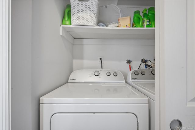 69 Thomas Lane, East Setauket, NY 11733