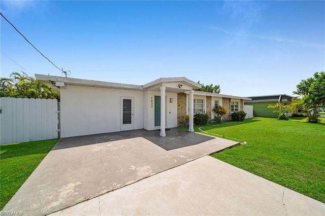 1032 NE Pine Island LN, Cape Coral, FL 33909