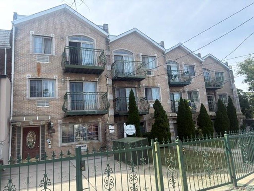 4 E 54TH Street 2G, Brooklyn, NY 11203 — photo 2