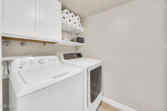 7232 N 13TH Street, Phoenix, AZ 85020