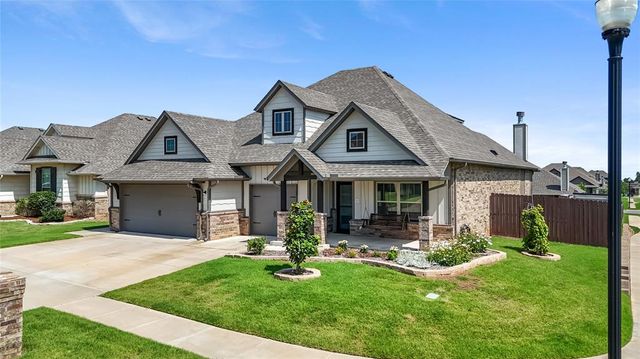 9205 NW 91st Street, Yukon, OK 73099