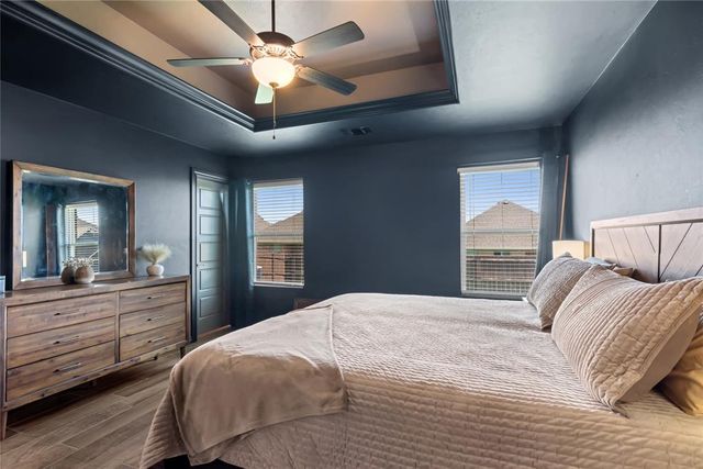 9205 NW 91st Street, Yukon, OK 73099