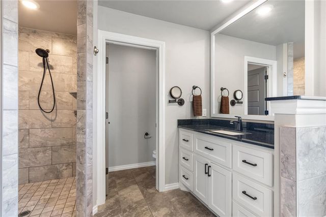 9205 NW 91st Street, Yukon, OK 73099