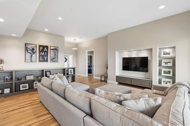 1315 Bailey Court, Adel, IA 50003