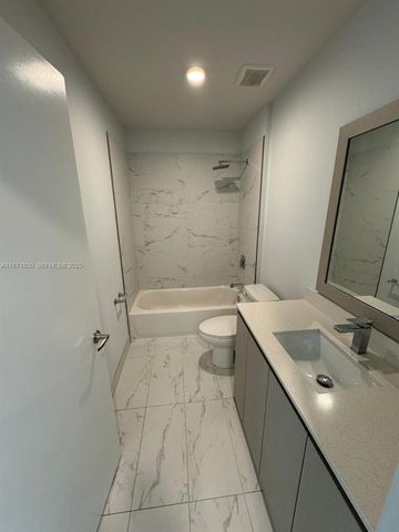 2555 NE 193rd Street 2106, Miami, FL 33180