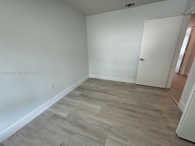 2555 NE 193rd Street 2106, Miami, FL 33180