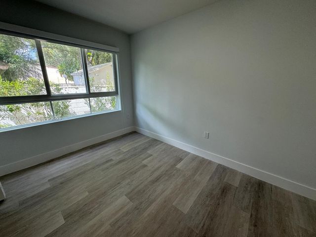2555 NE 193rd Street 2106, Miami, FL 33180