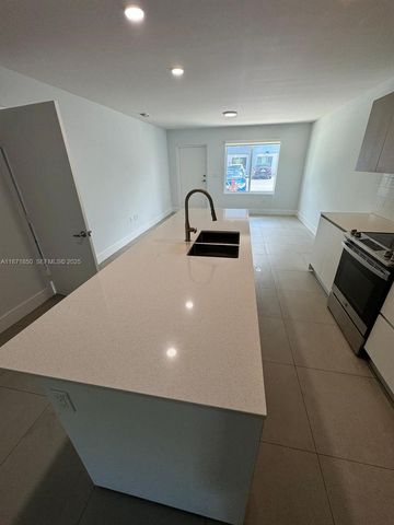 2555 NE 193rd Street 2106, Miami, FL 33180