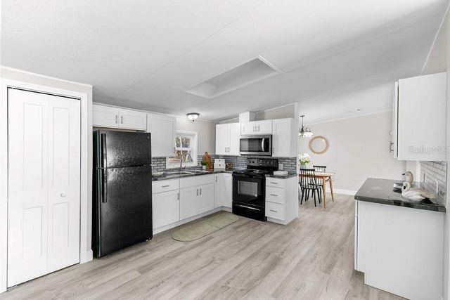 18137 HOLLISTER ROAD, Orlando, FL 32820