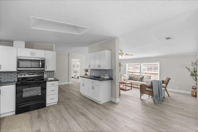 18137 HOLLISTER ROAD, Orlando, FL 32820