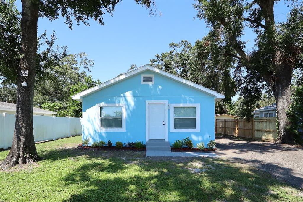 1513 W MOHAWK AVENUE, Tampa, FL 33603