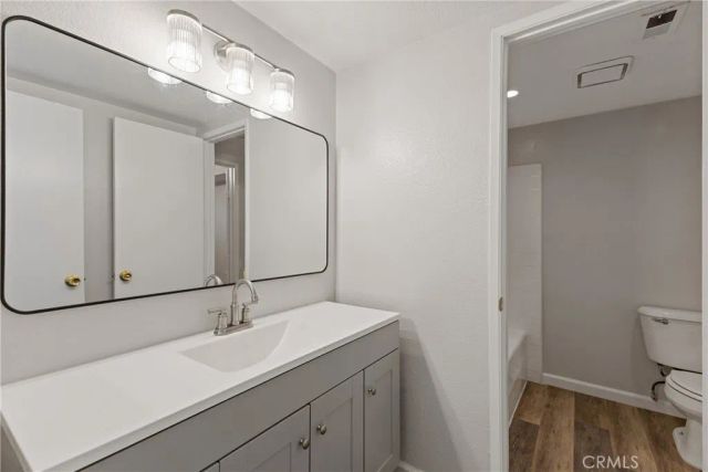 2352 Altisma 4, Carlsbad, CA 92009