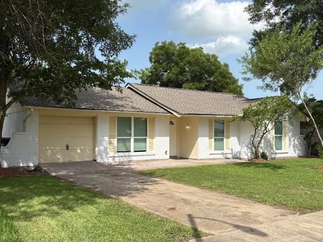 12127 Rhinebeck Drive, Houston, TX 77089