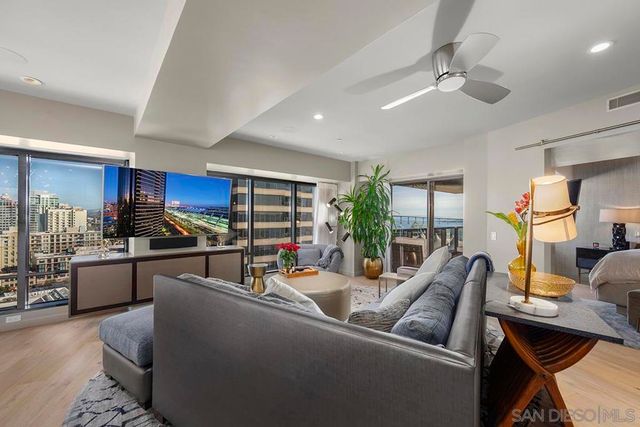 100 Harbor Drive 1906, San Diego, CA 92101