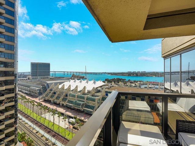 100 Harbor Drive 1906, San Diego, CA 92101