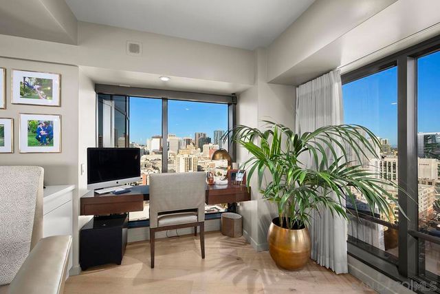 100 Harbor Drive 1906, San Diego, CA 92101