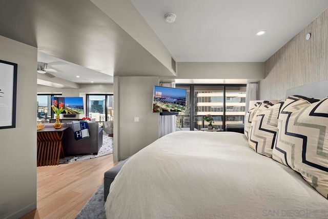 100 Harbor Drive 1906, San Diego, CA 92101