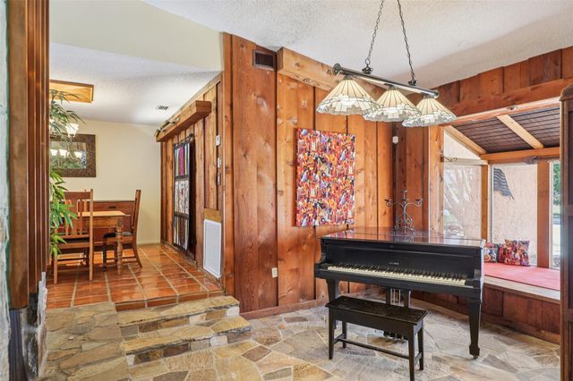 808 E Plantation Circle, Plantation, FL 33324