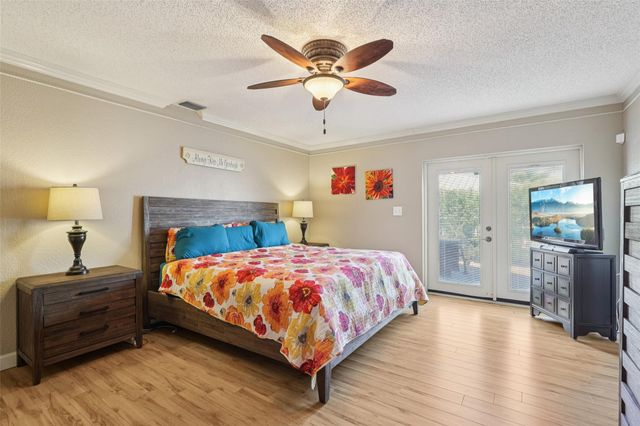 808 E Plantation Circle, Plantation, FL 33324