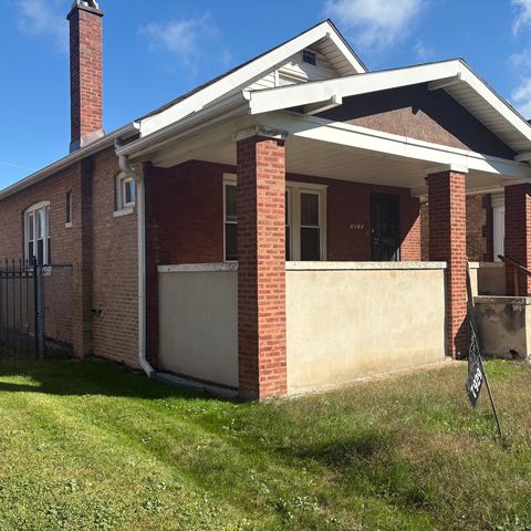 7929 S Bennett Avenue, Chicago, IL 60617