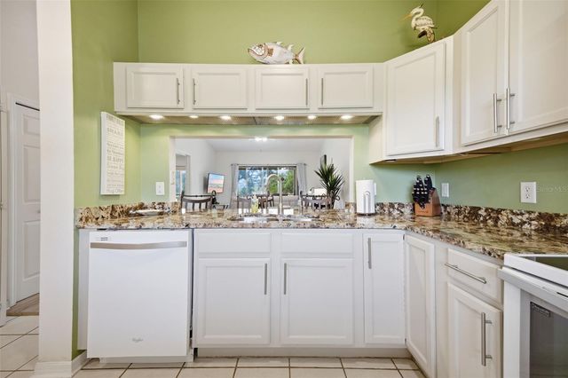 1638 SEASCAPE CIRCLE 1638, Tarpon Springs, FL 34689