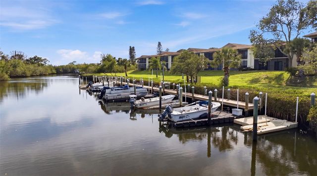 1638 SEASCAPE CIRCLE 1638, Tarpon Springs, FL 34689