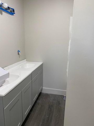 609 River St., Hattiesburg, MS 39401