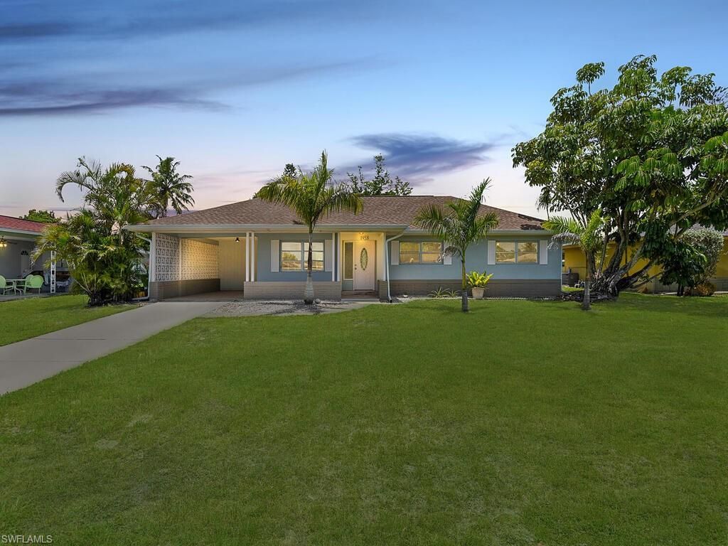 1958 41st TER SW, Naples, FL 34116